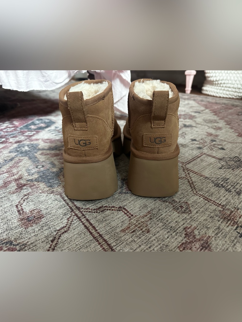 UGG Classic Ultra Mini Platform Boots - Chestnut - Size US 7 - Picture 4 of 9